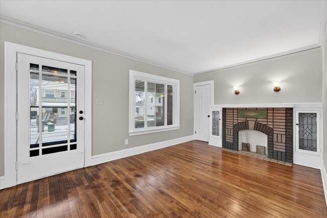 Building Photo - 10608 Wadsworth Ave