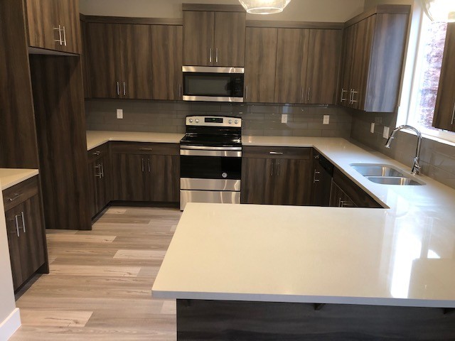 Building Photo - 438 N Stone Mountain Dr