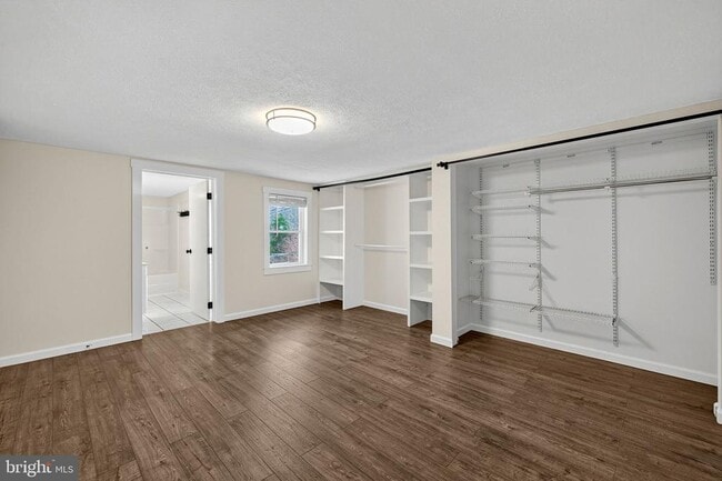 Building Photo - 239 McDonald Rd