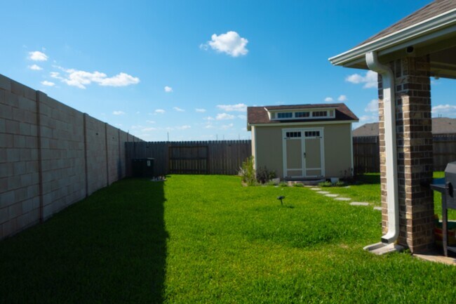 Building Photo - 5108 Marcasca Dr