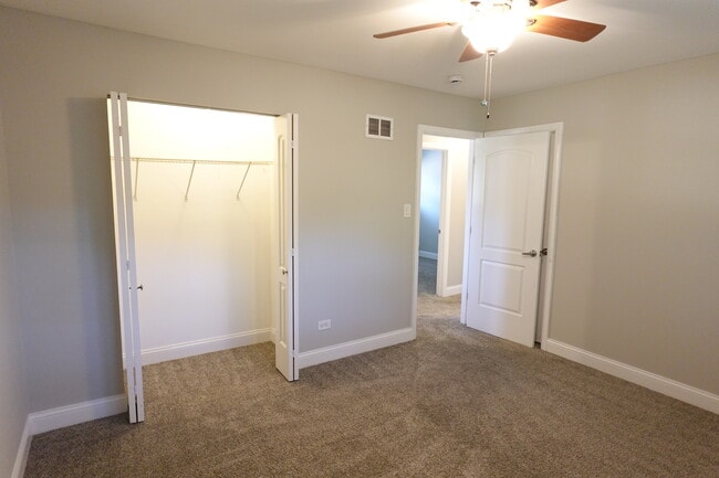 Building Photo - 3136 Olive Rd