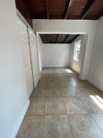 Building Photo - 3701 SW 48th Ave