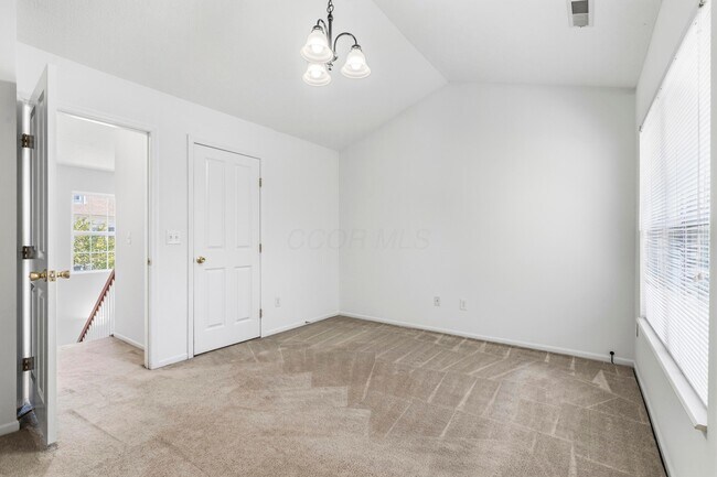 Building Photo - 1113 Green Knoll Dr