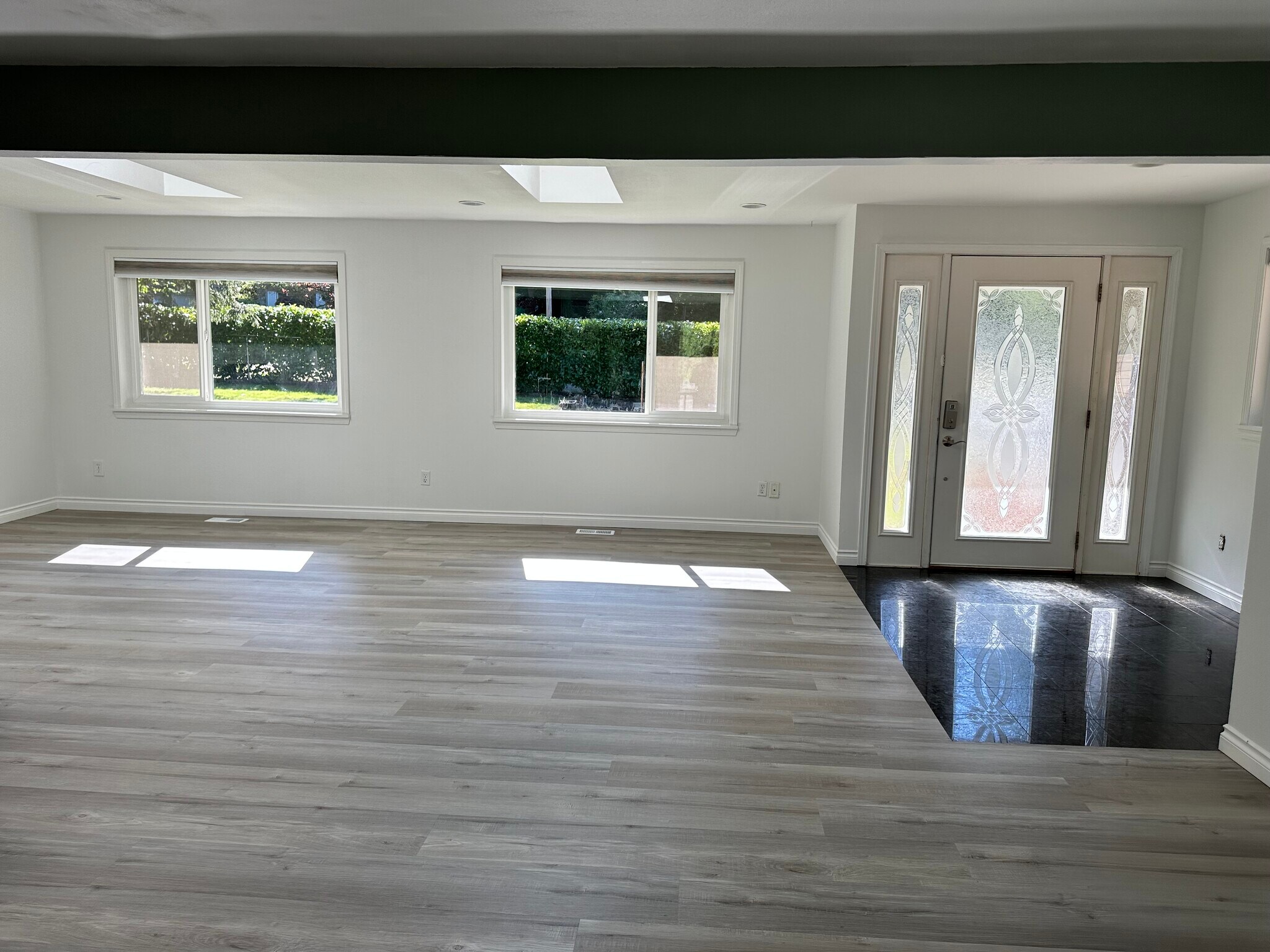 Entry/Living Room - 18234 120th Ave SE