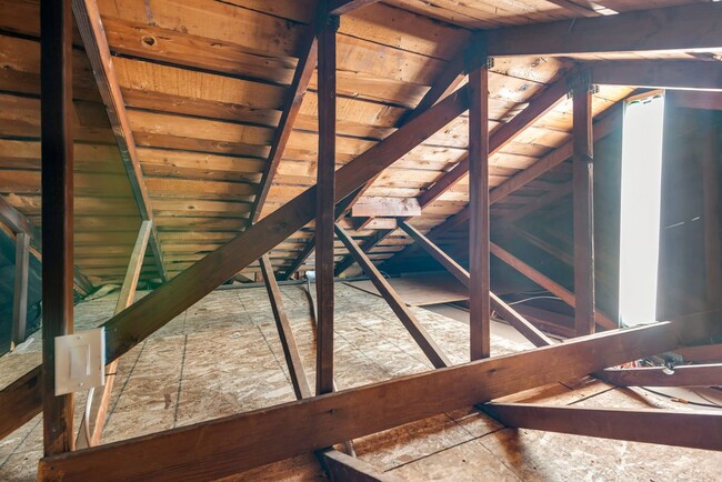 Building Photo - 1268 Tarryglen Ln