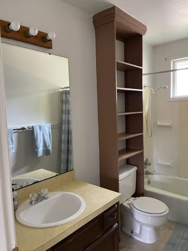 Building Photo - 2 Bedroom Apartment for Rent in Bozeman!
