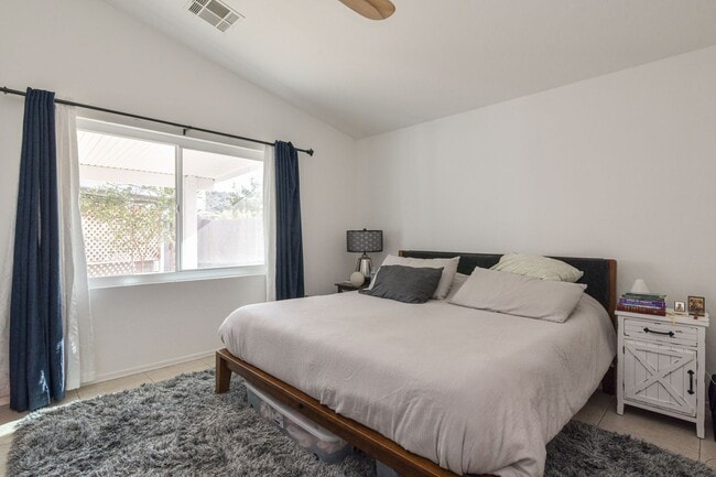 Building Photo - 20011 N 20th Way