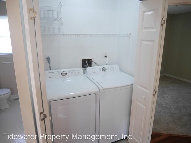 Building Photo - 2 br, 1 bath House - 2743 Rutland Rd Apt 1
