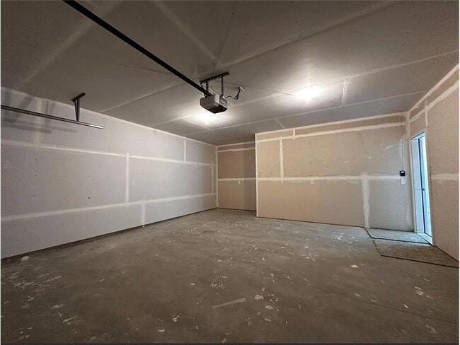 Building Photo - 12669 Erskin St NE