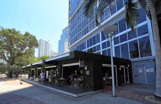 Building Photo - 465 Brickell Ave