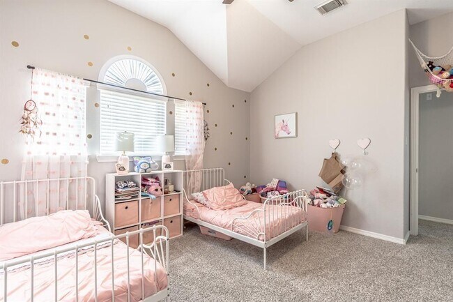 Building Photo - 12403 Gentlebrook Dr