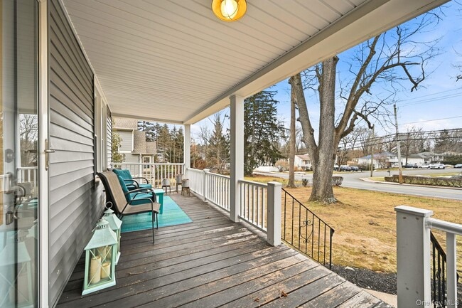 Building Photo - 359 Orangeburg Rd