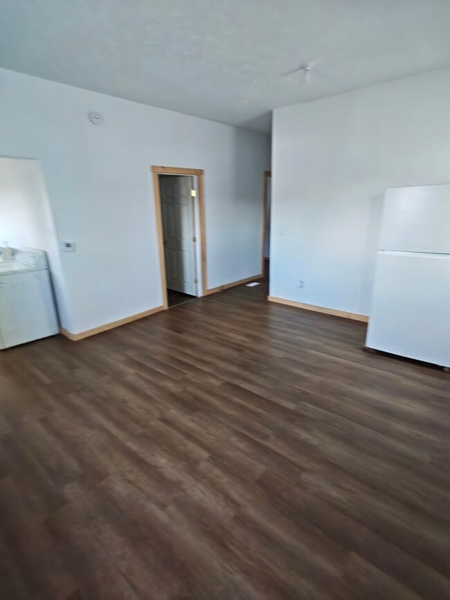 Building Photo - 2782 Latulle Ave