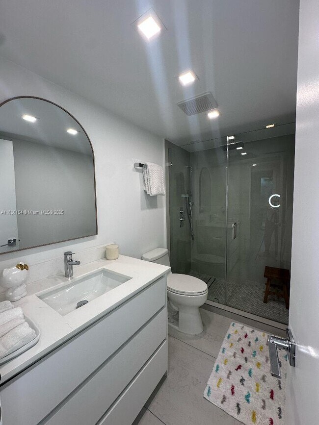 Building Photo - 2821 NE 163rd St