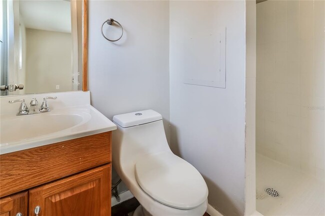 Building Photo - 8912 Hervel Cir