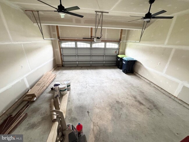 Building Photo - 537 Potomac Rd
