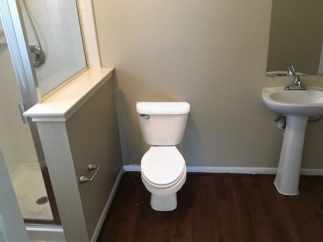 Building Photo - 1805 Manor Cir