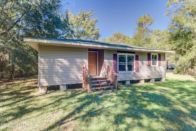 Building Photo - Long beach home now available for rent