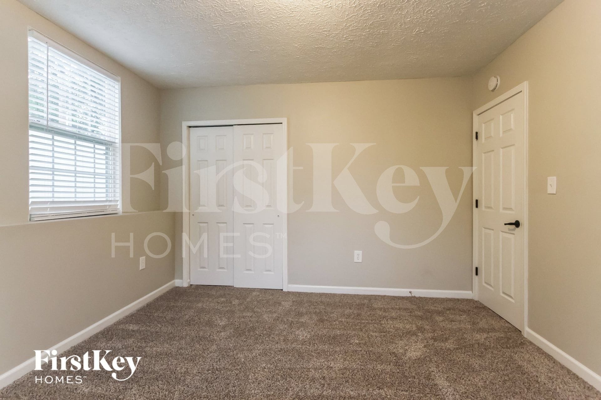 Building Photo - 8087 Cardinal Cove E