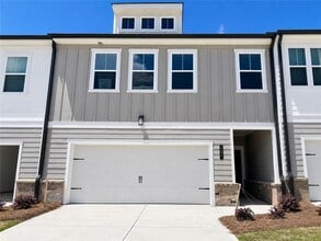 Building Photo - 731 Point Place Drive