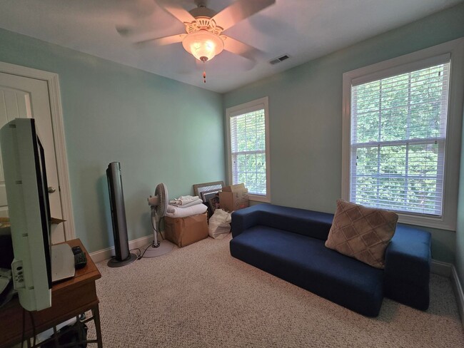 Building Photo - 355 Orchard Falls Dr