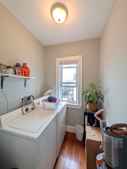 Building Photo - 41 Belknap St