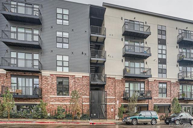 Building Photo - 3500 S Corona St