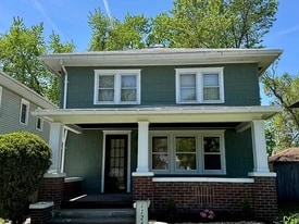 Building Photo - 1125 Allen St