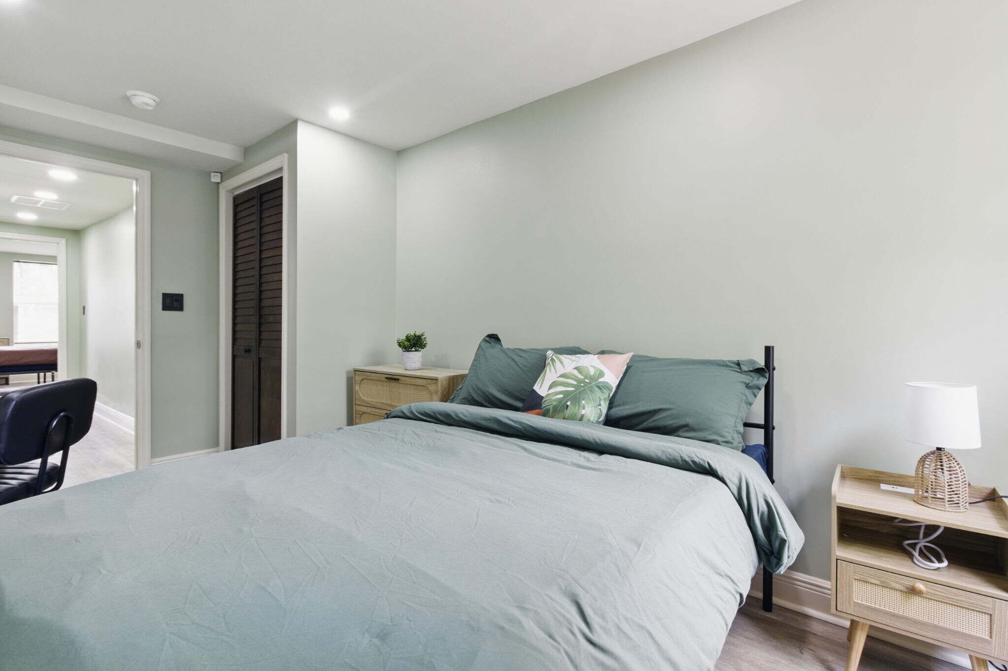 Building Photo - 1232 W Lombard St