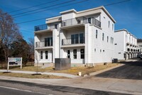 Building Photo - Beautiful New Construction from Nashville'...