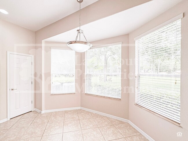 Building Photo - 1762 Altavista Cir