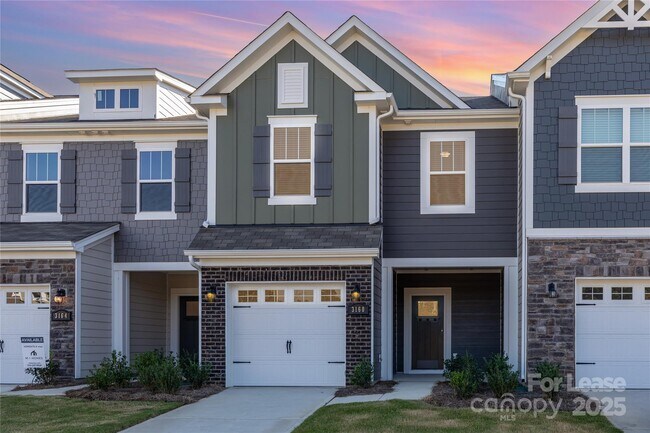 Primary Photo - 3160 Lilac Grove Dr