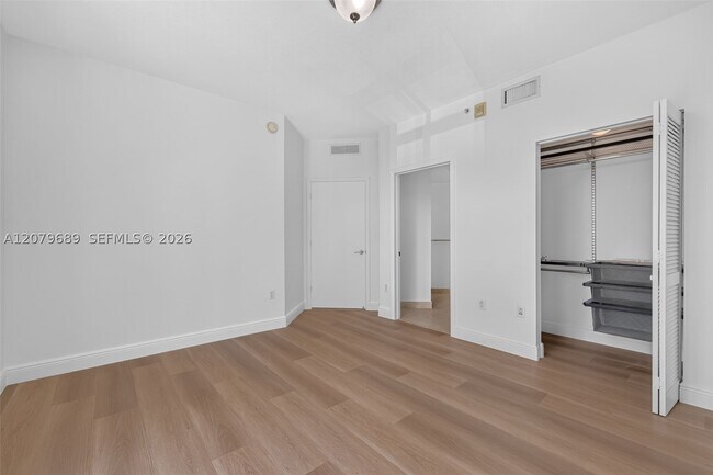 Building Photo - 7270 SW 88th St