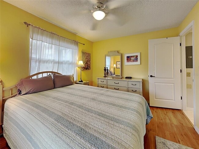 Building Photo - 6501 Stone River Rd