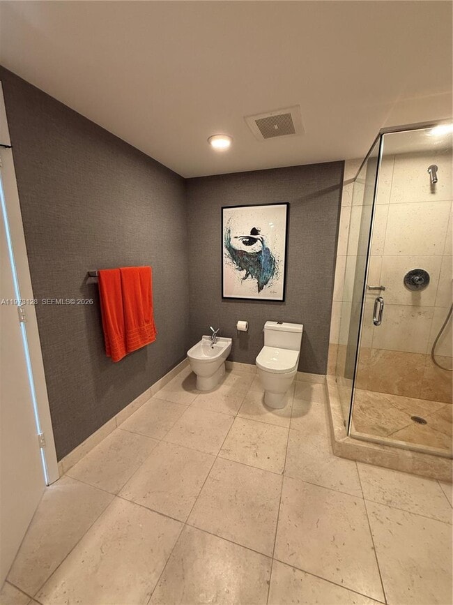 Building Photo - 465 Brickell Ave