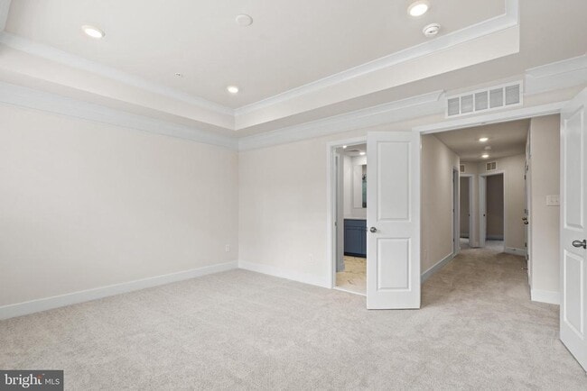 Building Photo - 1730 Water Xing Rd