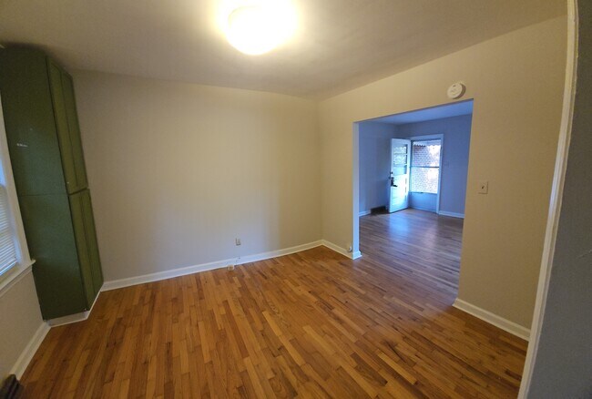 Building Photo - 4438 Harbin St