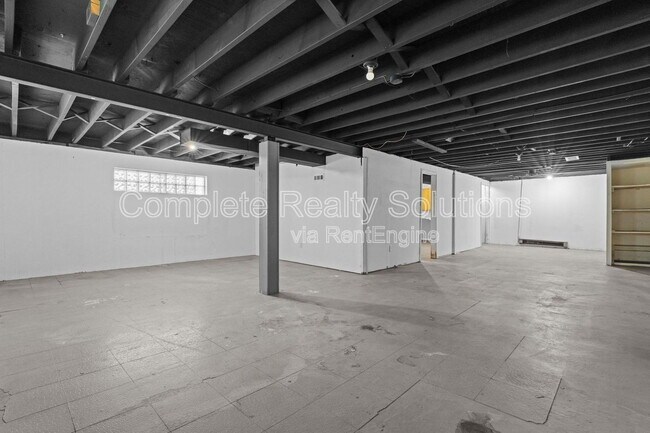Building Photo - 3429 Ranch Ln