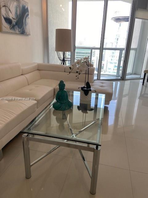 Building Photo - 475 Brickell Ave