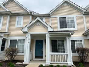 Building Photo - 616 Lincoln Station Dr