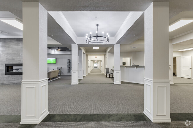 Lobby Photo - The Carlstone