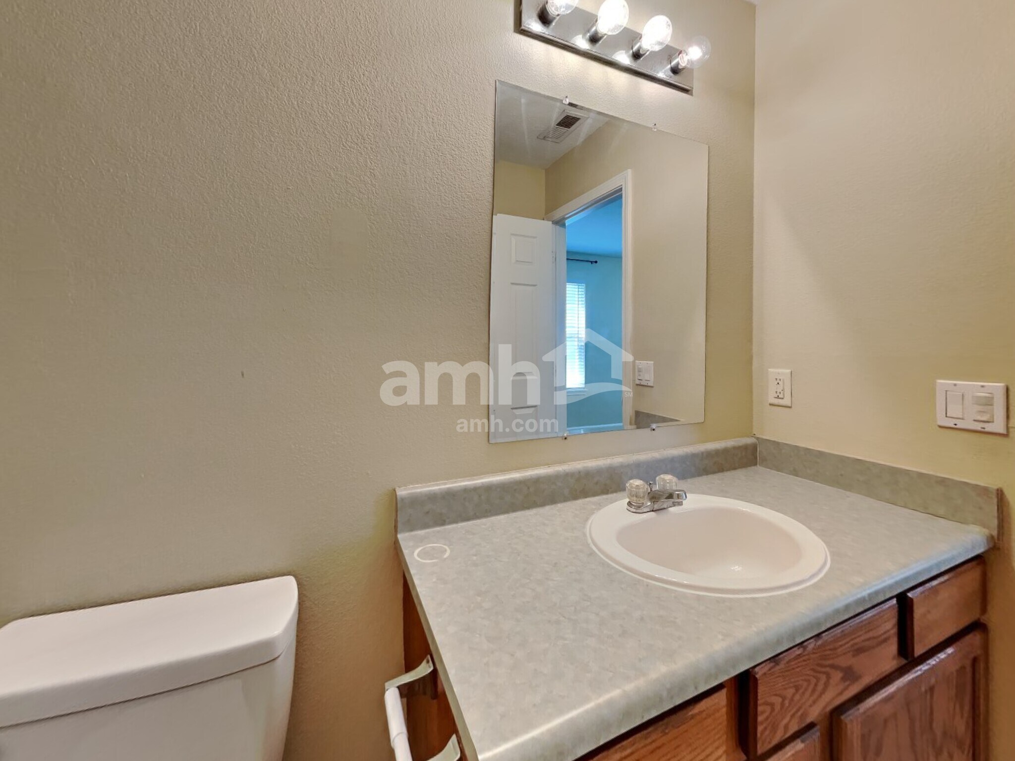 Building Photo - 5904 Jackie Ln