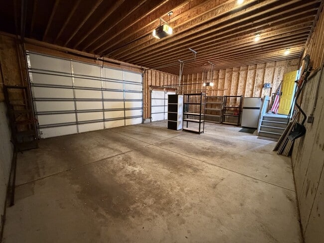 Building Photo - 5 Bedrooms | 3 Bathrooms | 3,601 Sq Ft | 13,000 Sq Ft Corner Lot | 3-Car Garage