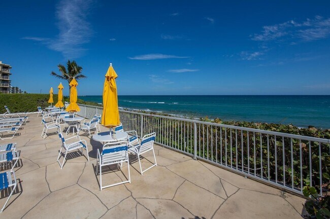 Building Photo - 3230 S Ocean Blvd