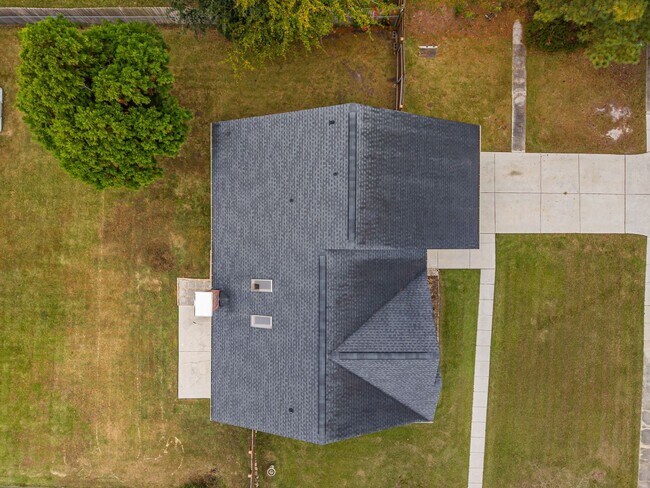 Building Photo - Welcome to Brynn Marr!