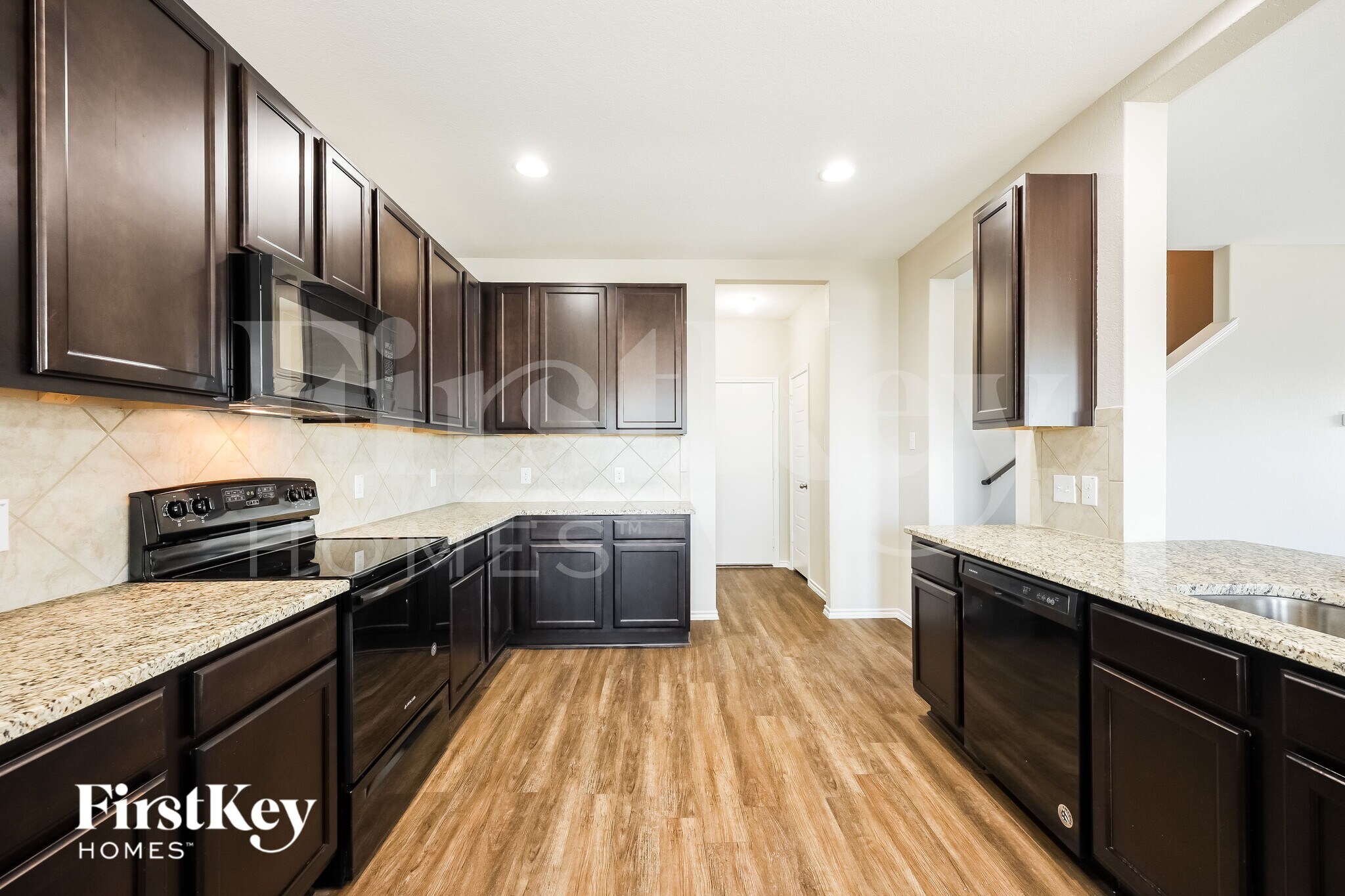 Building Photo - 7426 Coral Bells Ct