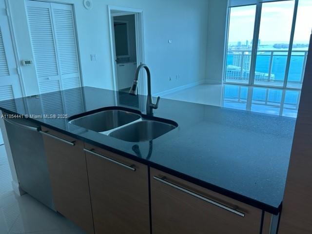Building Photo - 951 Brickell Ave