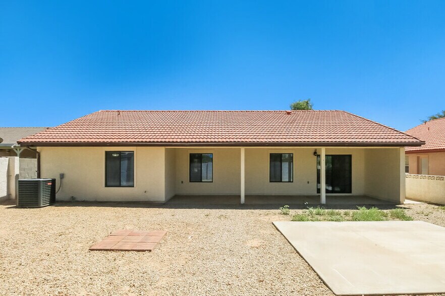 Building Photo - 21406 E Creosote Ln