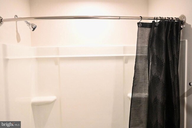 Building Photo - 110 Mariners Wy