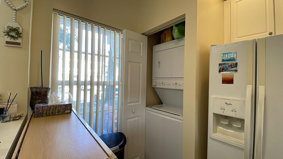 Building Photo - 4847 Palmbrooke Cir